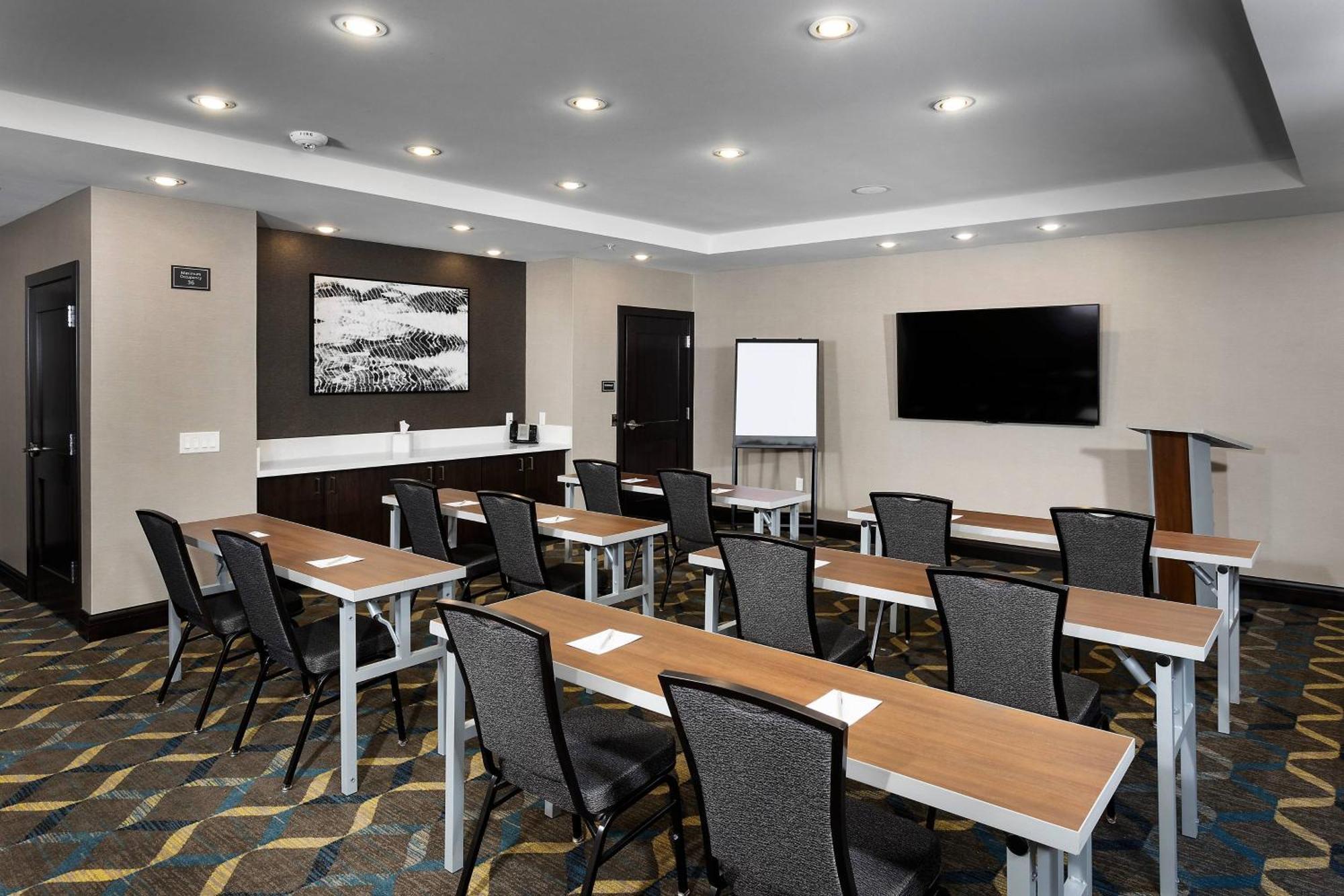 Residence Inn By Marriott Milwaukee Brookfield Exteriör bild