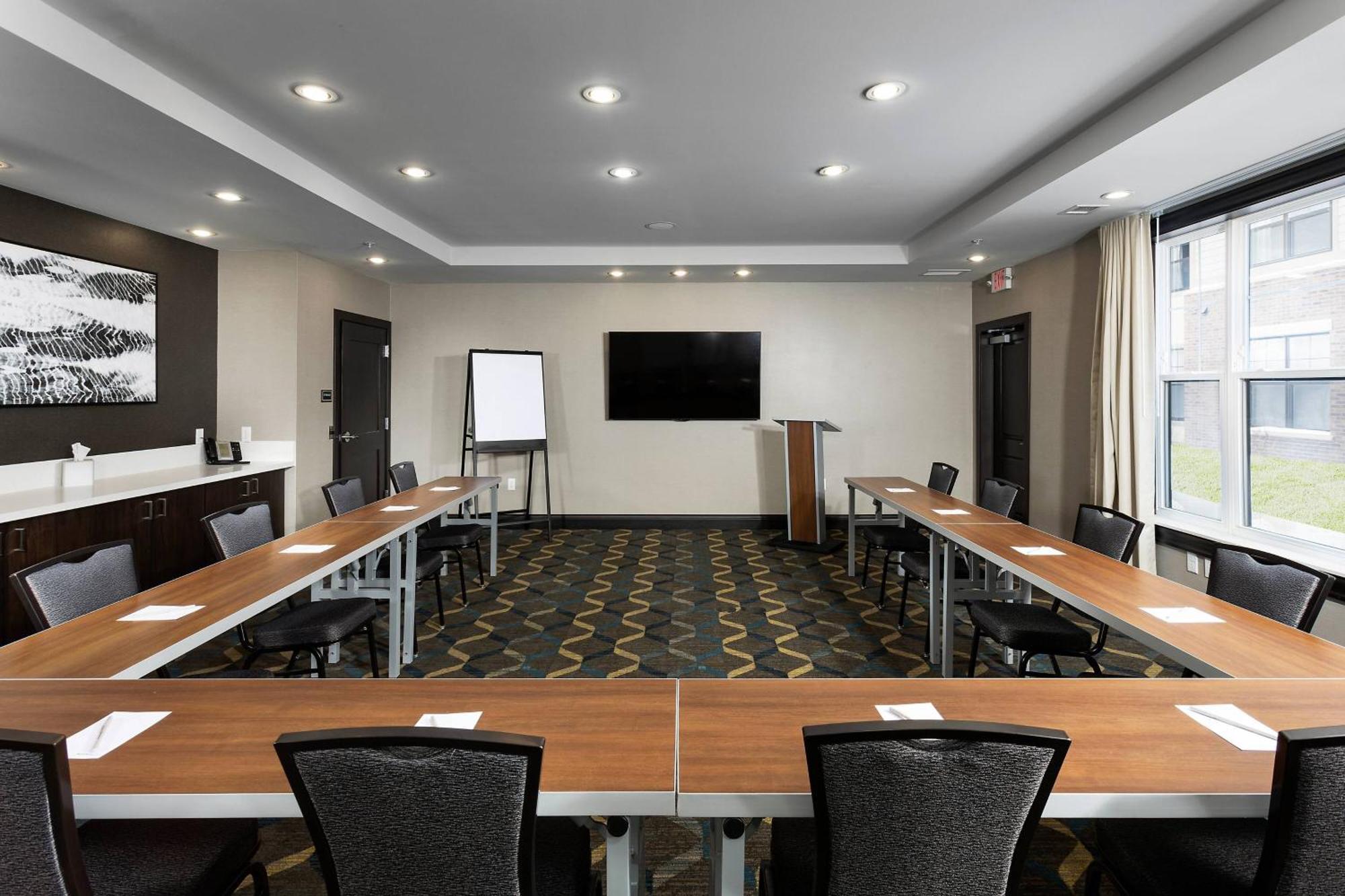 Residence Inn By Marriott Milwaukee Brookfield Exteriör bild